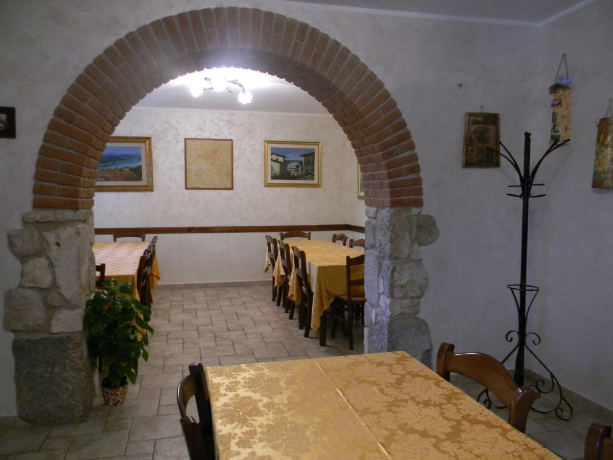Agriturismo I Due Regni Petrella Salto Екстериор снимка