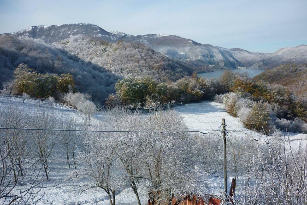 Agriturismo I Due Regni Petrella Salto Екстериор снимка